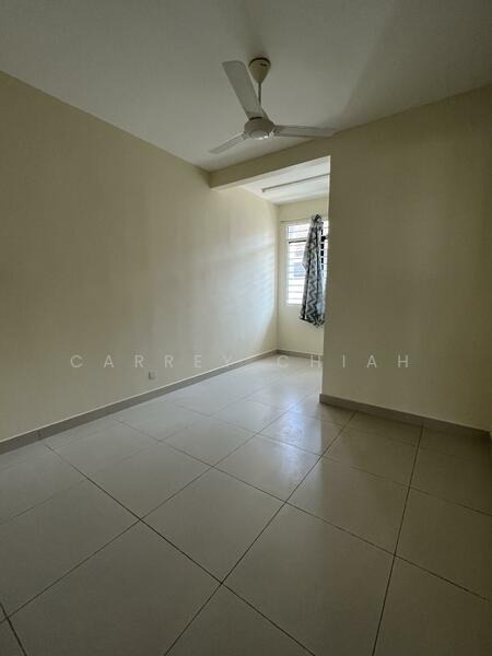 For Sale - Lakeside Residences Puchong