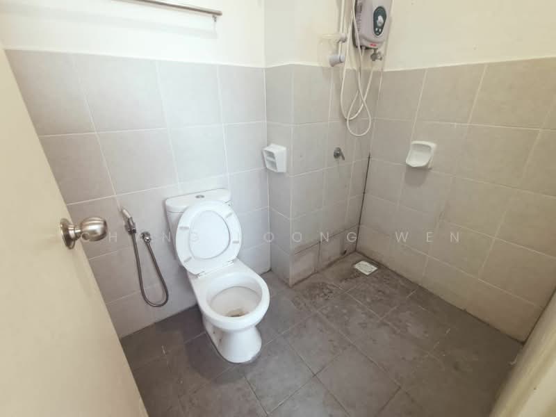 Terrace house at Sungai Rengit untuk Untuk Disewa - RM 1,800 /bulan, Apr 2026 - PropertyGuru.com.my