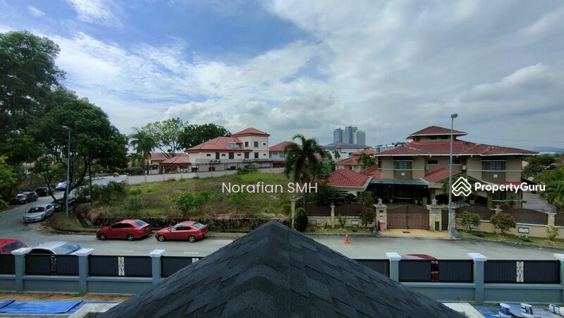Untuk Dijual - 2.5 Storey Luxuly Bungalow Jalan Cecawi Kota Damansara