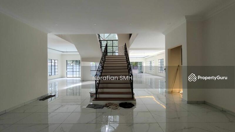 Untuk Dijual - 2.5 Storey Luxuly Bungalow Jalan Cecawi Kota Damansara