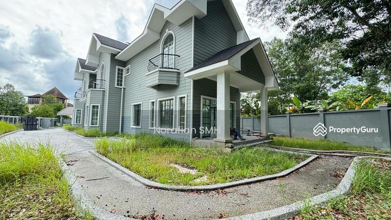Untuk Dijual - 2.5 Storey Luxuly Bungalow Jalan Cecawi Kota Damansara