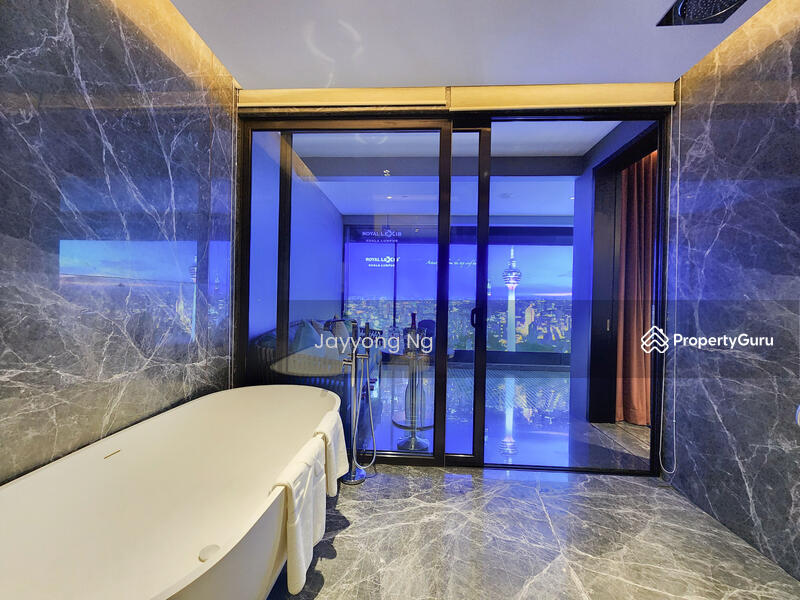 For Sale - Royal Lexis