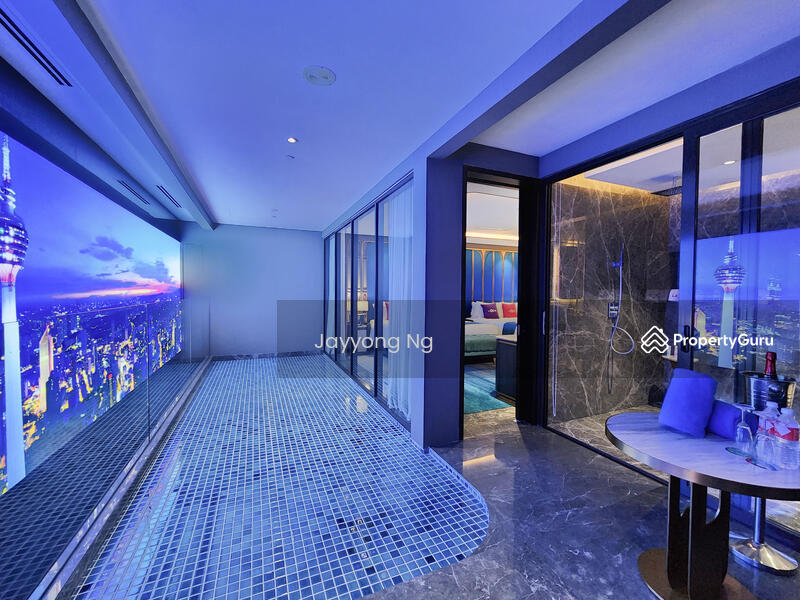 For Sale - Royal Lexis