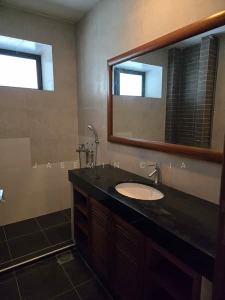 Bungalow for Sale in Taman Million (Jalan Ipoh) - Jasemin Chia - Bathroom - PropertyGuru.com.my