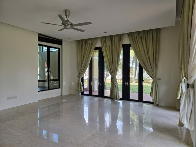 Bungalow for Sale in Taman Million (Jalan Ipoh) - Jasemin Chia - Living Room - PropertyGuru.com.my