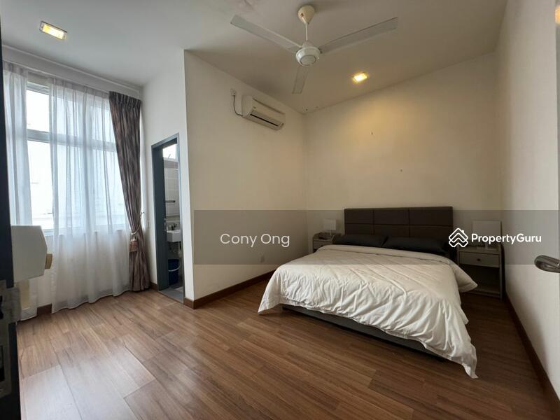 Untuk Dijual - fenix villa,Setia tropika,Jalan setia tropika,Double storey semi-d