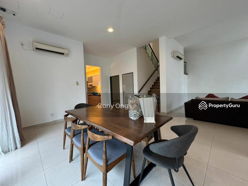 Untuk Dijual - fenix villa,Setia tropika,Jalan setia tropika,Double storey semi-d