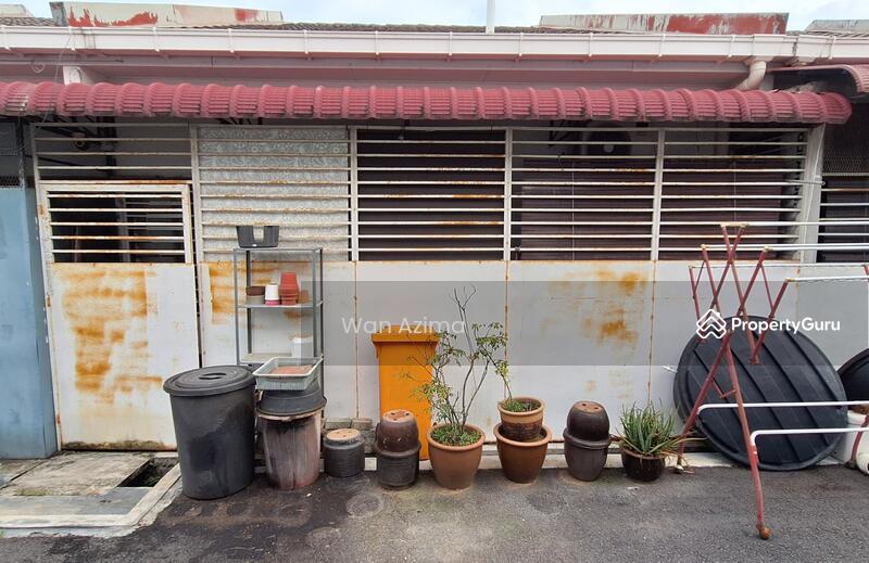 Terraced House for Sale in Kampung Batu 9 Kebun Baru (Telok Panglima Garang) - Wan Azima - PropertyGuru.com.my