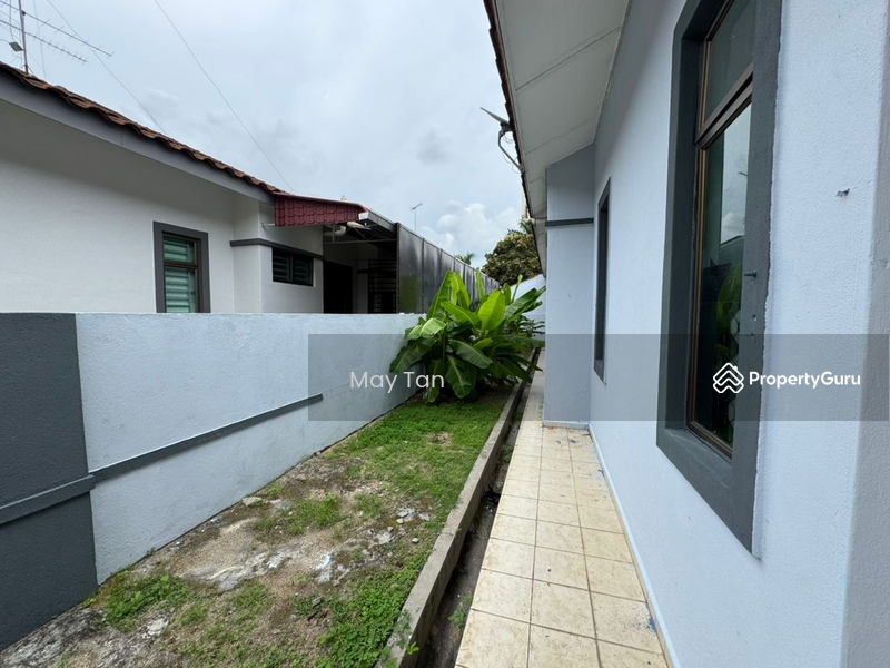Rumah Berkembar untuk Dijual di Taman Kiaramas (Kluang) - May Tan - PropertyGuru.com.my