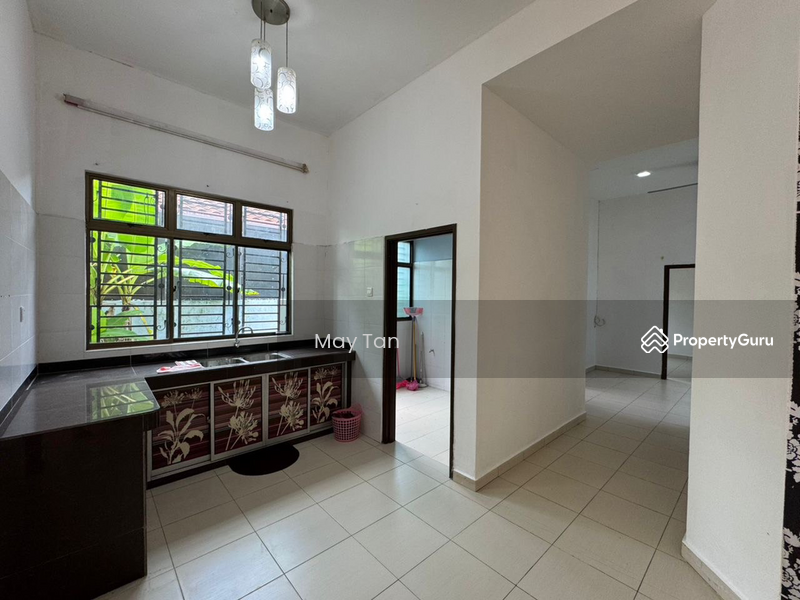 Rumah Berkembar untuk Dijual di Taman Kiaramas (Kluang) - May Tan - PropertyGuru.com.my