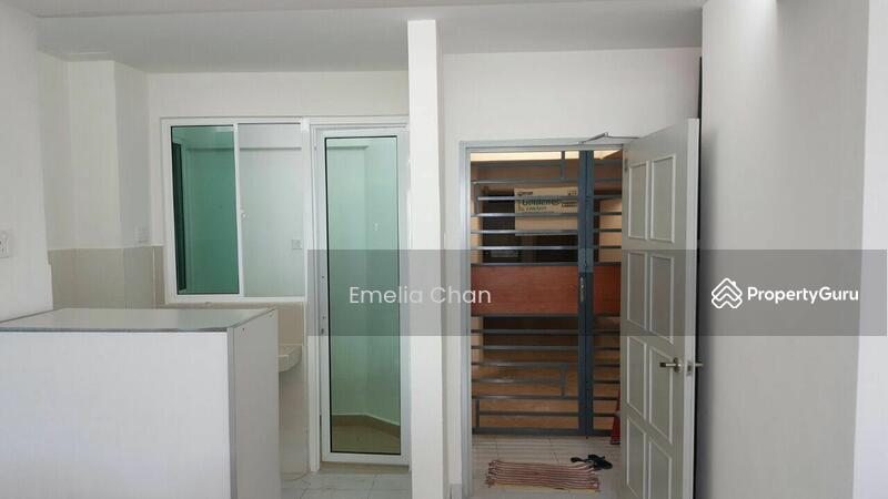 Kediaman Servis untuk Dijual di Main Place Residence - Emelia Chan - PropertyGuru.com.my