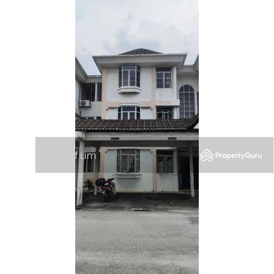 Condominium for Sale at Casa Ria - Geoff Lim
