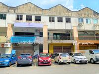 For Rent - Ground Floor Shop, Pinggiran Putra, Taman equine, Seri Kembangan