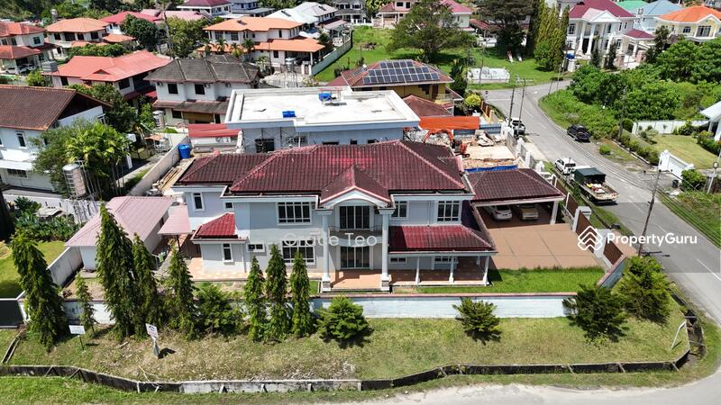 For Sale - Bungalow at Kolombong
