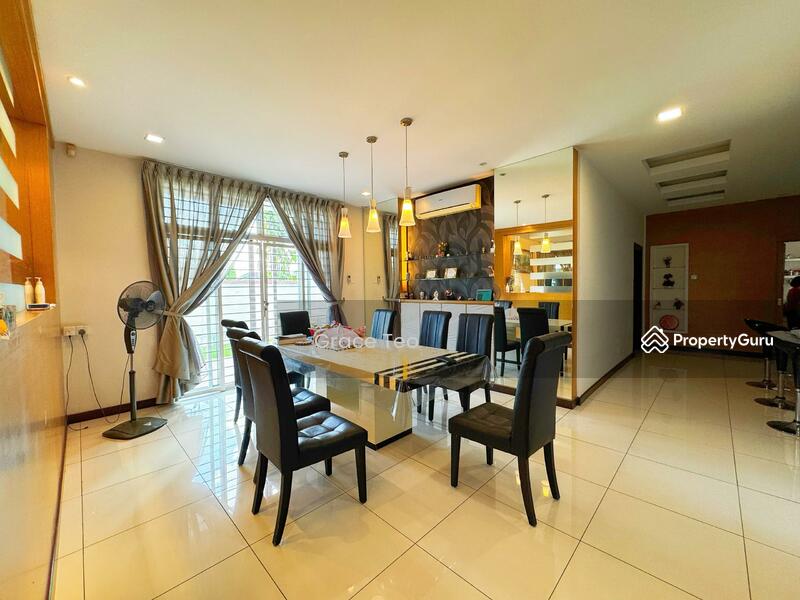 For Sale - Bungalow at Kolombong