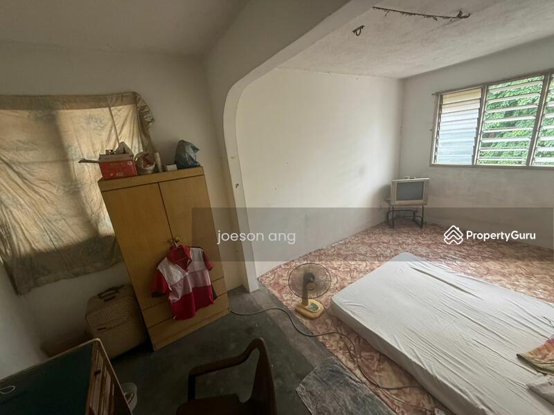 For Sale - Happy Garden Flat
