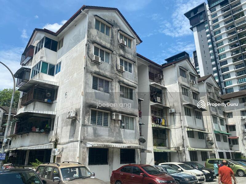 For Sale - Happy Garden Flat