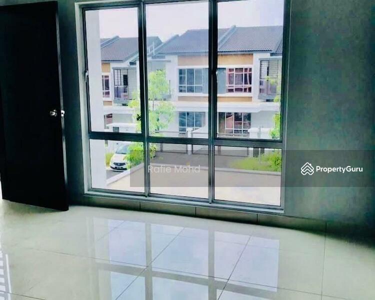 Rumah Teres 2-Tingkat untuk Dijual di Bandar Saujana Putra (Tanjong Duabelas) - Rafie Mohd - PropertyGuru.com.my