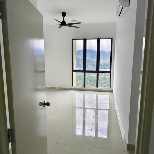 Kondominium untuk Disewa di Topaz Residence - Benny Lee - Living Room - PropertyGuru.com.my