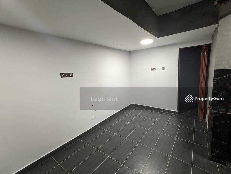 For Sale - Vista Prima
