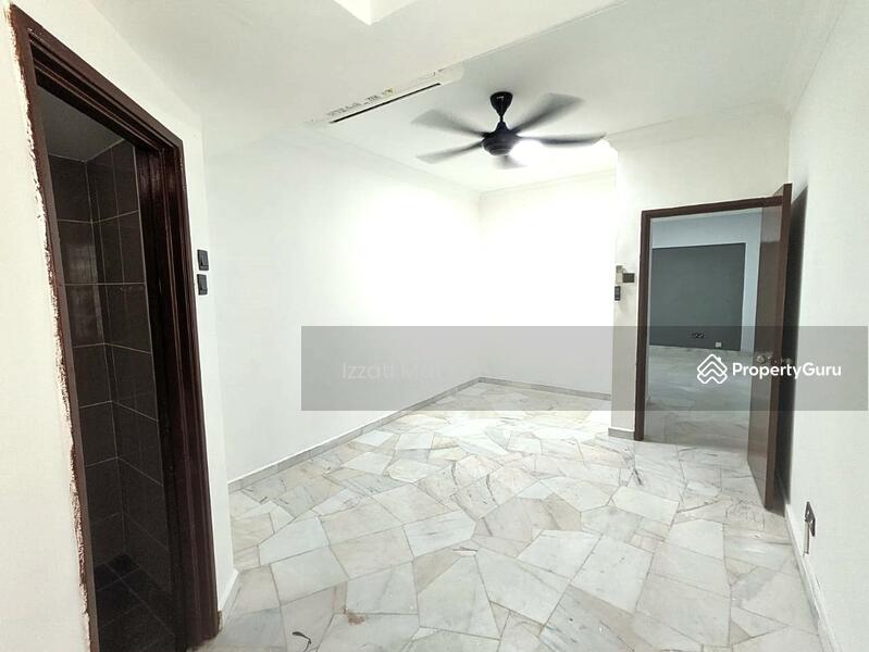 For Sale - Vista Prima