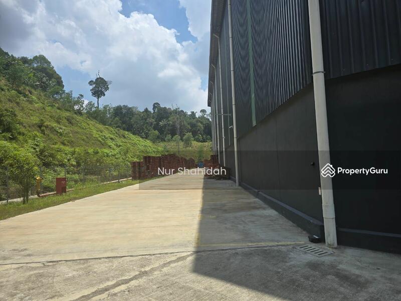 For Sale - Detached Warehouse For Rent (Seksyen U10)