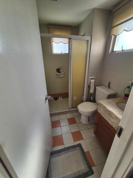 Condominium for Rent at Bungaraya Condominium - Ivan Kok - Bathroom - PropertyGuru.com.my