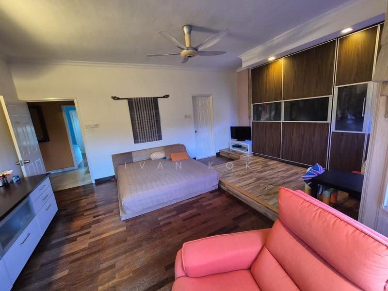 Condominium for Rent at Bungaraya Condominium - Ivan Kok - Bedroom - PropertyGuru.com.my