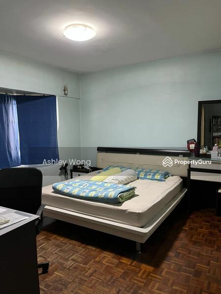 For Sale - Sri Intan 2