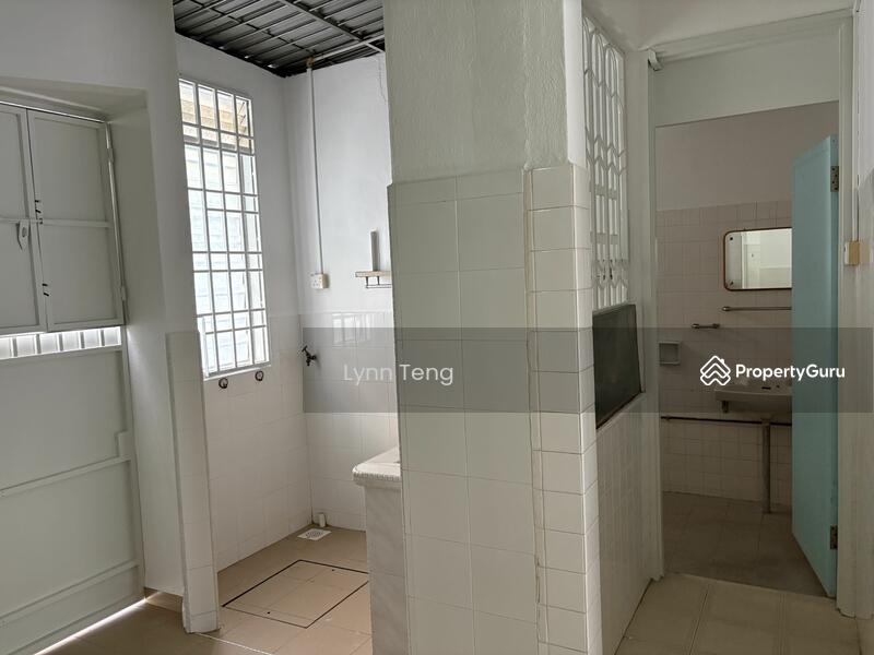 For Sale - 2 Storey Terrace House Greenlane