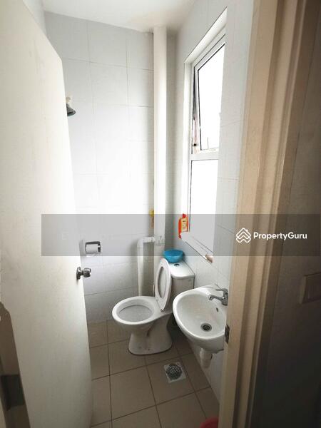 Untuk Dijual - Townhouse Puchong Laman & Bayu
