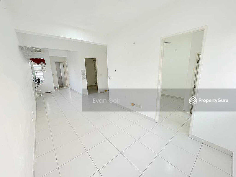 Untuk Dijual - Townhouse Puchong Laman & Bayu