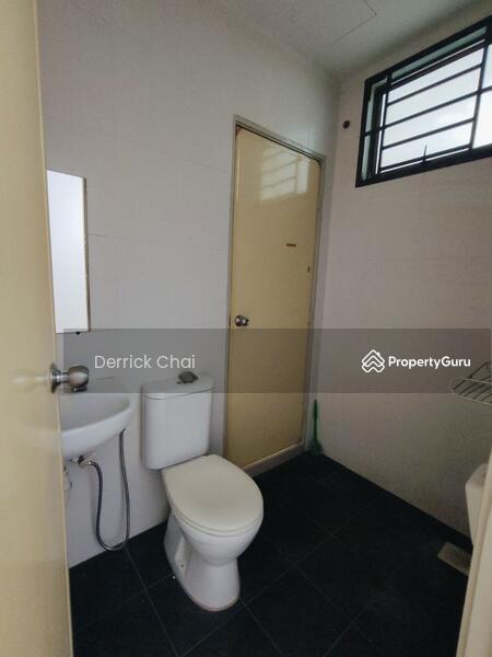 For Sale - Taman Kempas utama