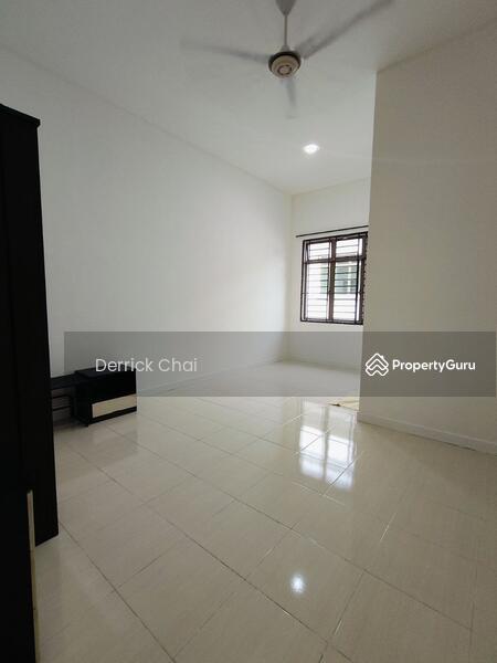 For Sale - Taman Kempas utama