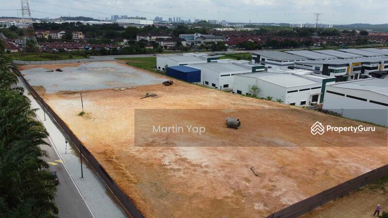 Untuk Disewa - Gelang Patah Roadside Land For Lease