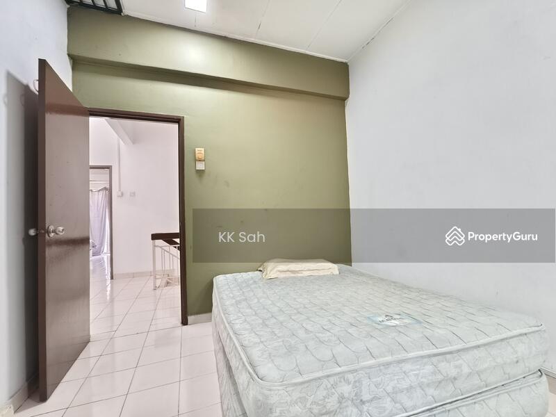 For Rent - (READY MOVE IN CONDITION + FURNISHED) BANDAR PUTERI KLANG