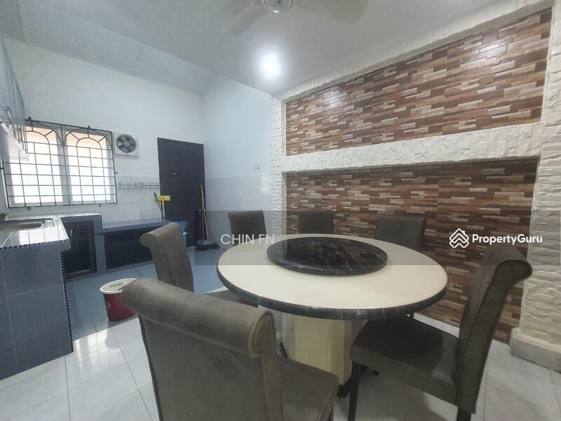 Untuk Dijual - Fully Renovated 5 Room Teres Furnish Seri Telok Emas Bukit Katil