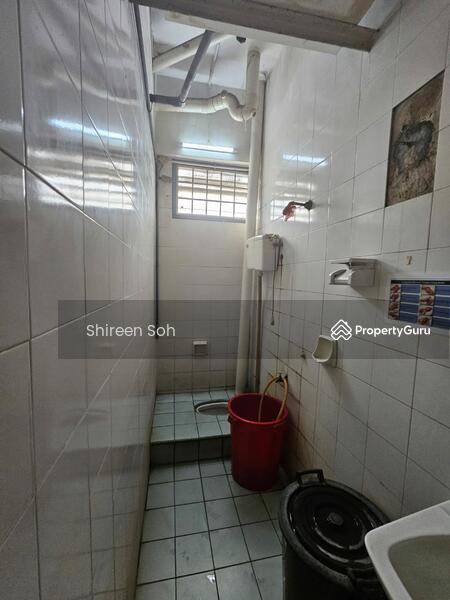 Untuk Disewa - Taman Sri Andalas Klang 2 adjoining units facing main road