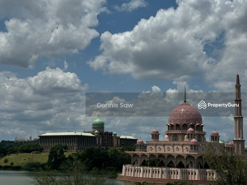 For Sale - Precinct 8 Putrajaya Semi D SemiD house