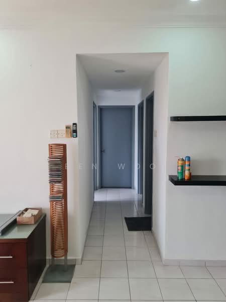 Condominium for Rent at Vista Millennium Condominium - Ben Woo - Corridor - PropertyGuru.com.my