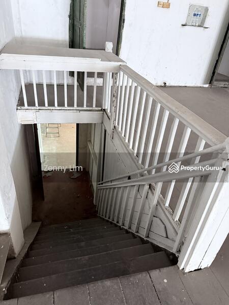 For Rent - Rental RM3k! Facing Main Road, High Visibility! Jalan Batu Tiga 1.5 Sty Shoplot to Let