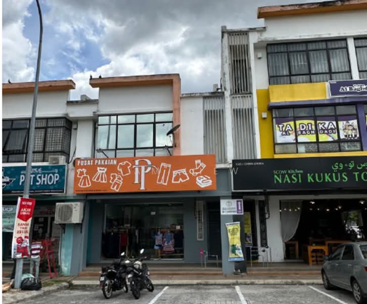 Kedai / Pejabat untuk Dijual di Bandar Tasik Kesuma (Beranang) - Sam Liew - Exterior - PropertyGuru.com.my