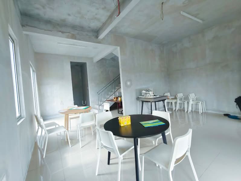 Rumah Teres 2 Tingkat untuk Dijual di Bukit Panchor (Nibong Tebal) - Azura Ghani - PropertyGuru.com.my