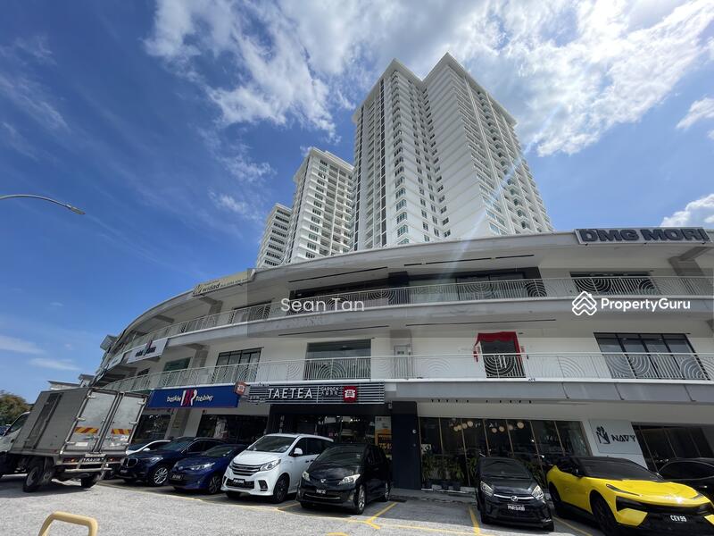 For Sale - Arena Curve