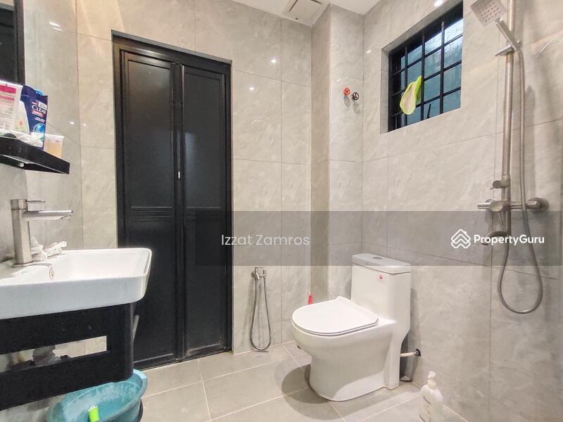 2-storey Terraced House for Sale in Seksyen 7 (Shah Alam) - Izzat Zamros - PropertyGuru.com.my