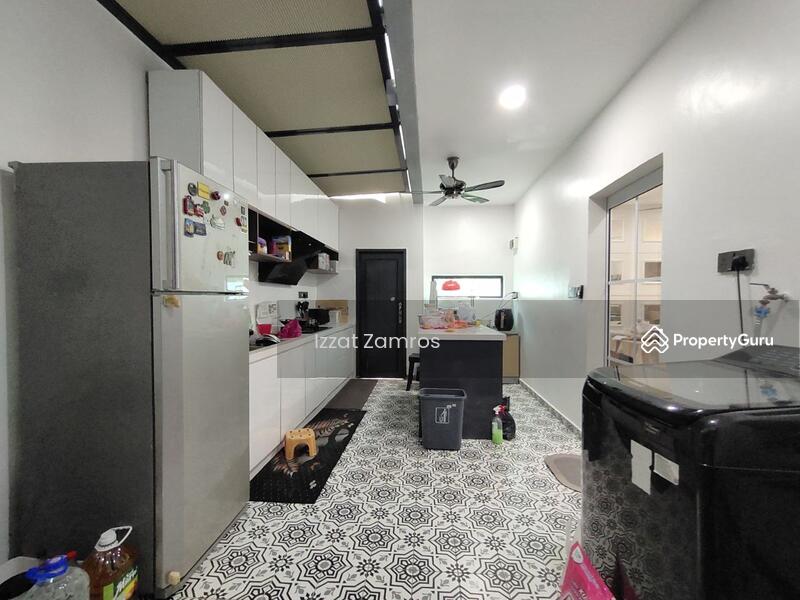 2-storey Terraced House for Sale in Seksyen 7 (Shah Alam) - Izzat Zamros - PropertyGuru.com.my