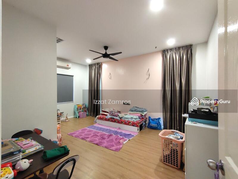 2-storey Terraced House for Sale in Seksyen 7 (Shah Alam) - Izzat Zamros - PropertyGuru.com.my