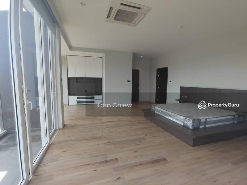 Bungalow for Sale in Leisure Farm (Gelang Patah) - Tom Chiew - PropertyGuru.com.my