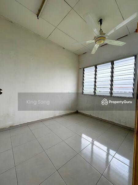 For Sale - Taman Tasik Utama