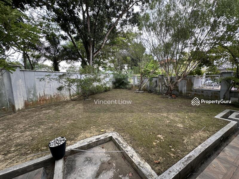 For Sale - D'Villa, Section 11, Kota Damansara